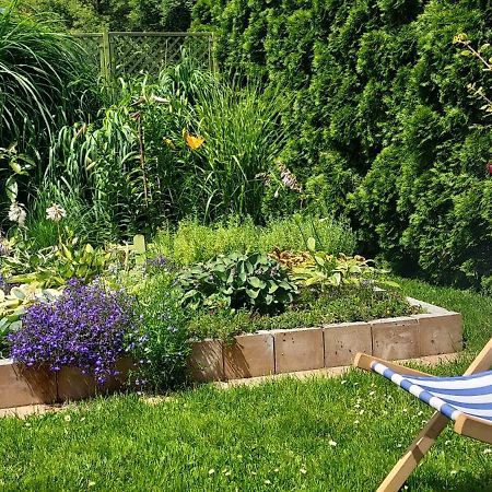 Hidden Gem Garden Leilighet Krasków Eksteriør bilde