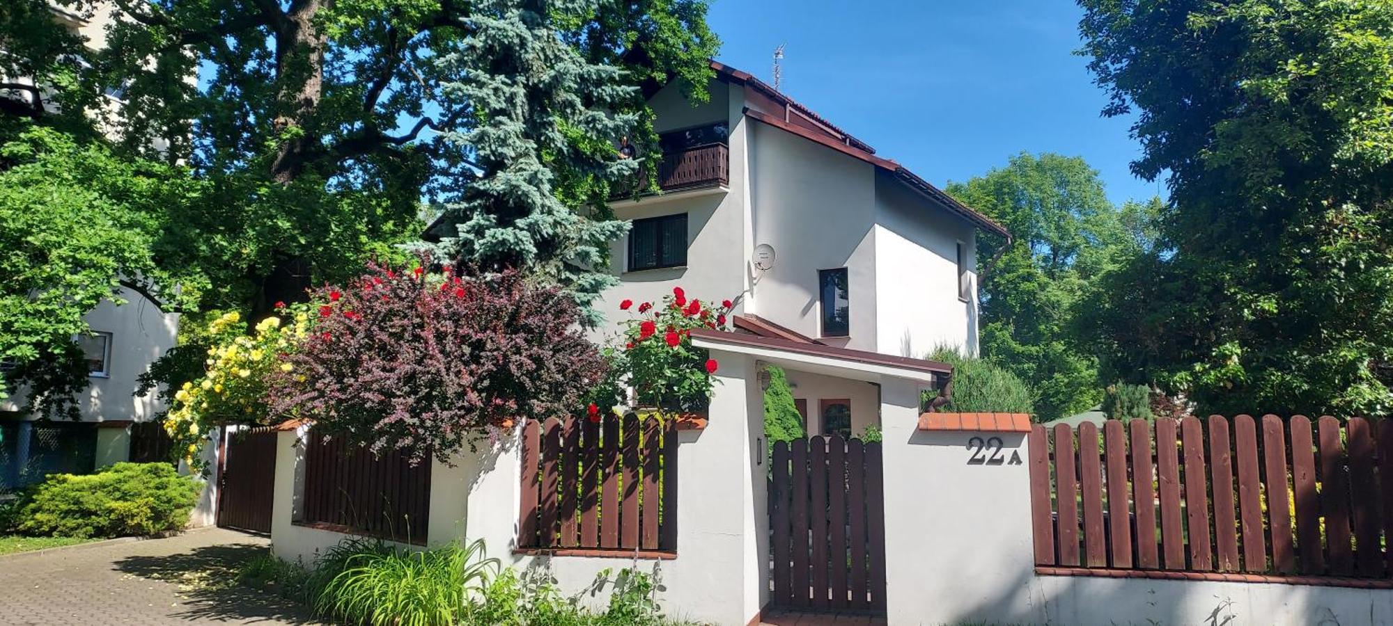 Hidden Gem Garden Leilighet Krasków Eksteriør bilde